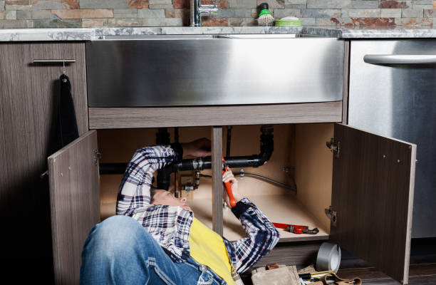 Best Clogged Drain Plumber  in Lincoln Village, OH
